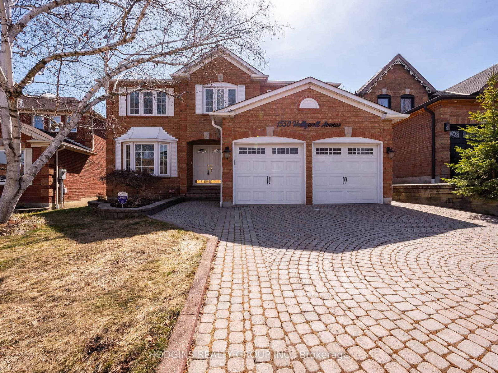 Detached House sold at 1550 Hollywell Avenue, Mississauga, East Credit, L5N 4P5 - MLS: W12096732