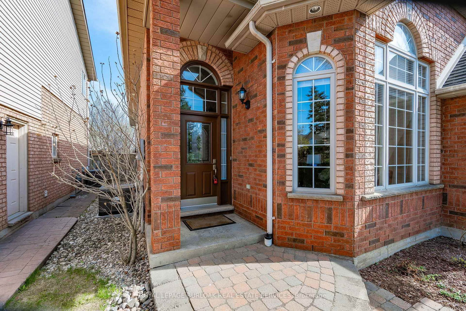 Detached House for sale at 4104 Bianca Forest Drive, Burlington, Tansley, L7M 4L2 - MLS: W12096802