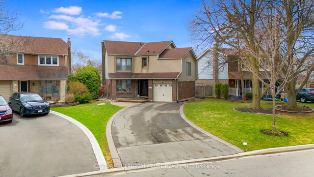 42 Montcalm Place