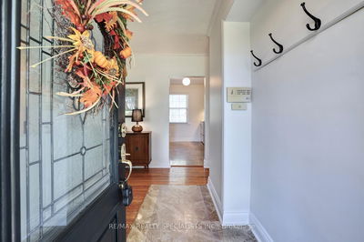 2633 Liruma Rd, Mississauga - Sheridan image-0-2