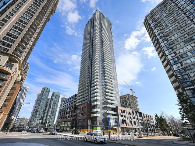 2101 - 430 Square One Drive