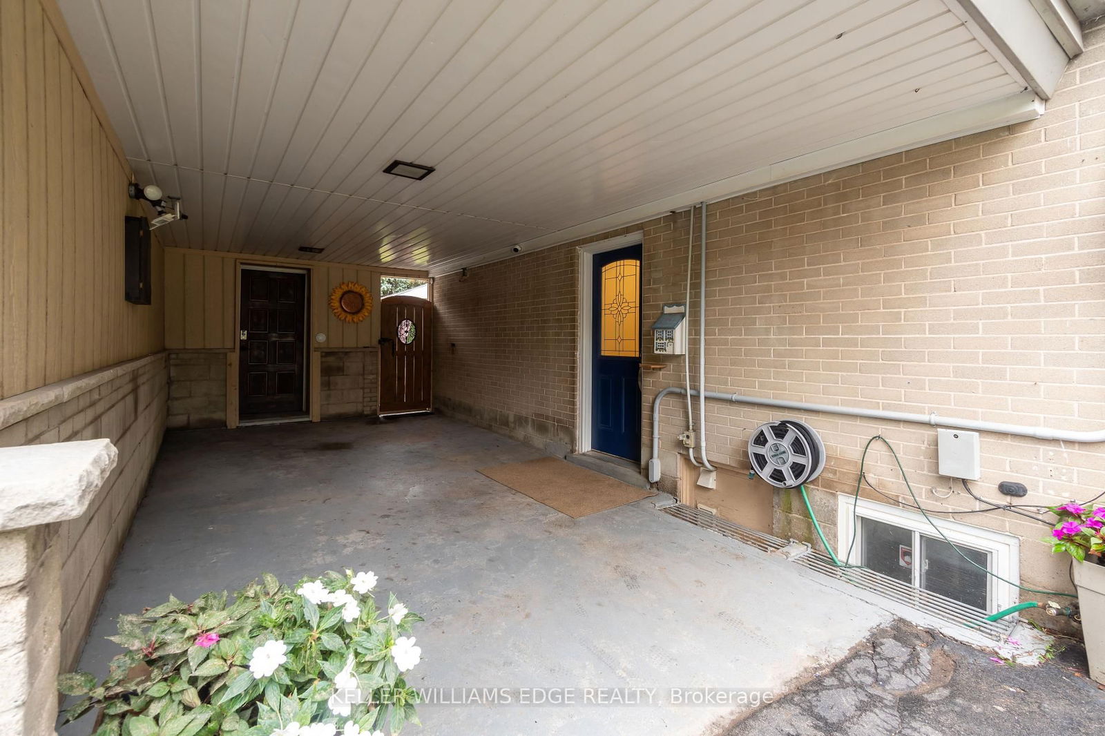 Detached House for sale at 955 Cloverleaf Drive, Burlington, LaSalle, L7T 3Y8 - MLS: W12098047