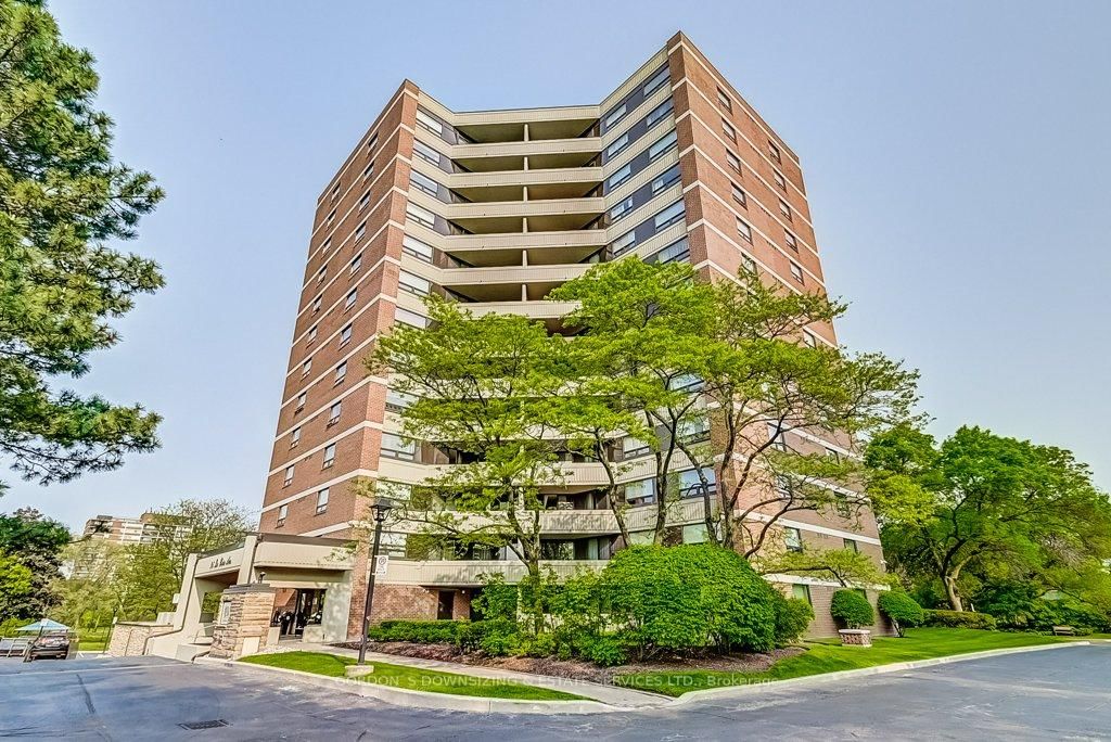Condo sold at 1008-95 La Rose Avenue, Toronto, Humber Heights, M9P 3T2 - MLS: W12098085