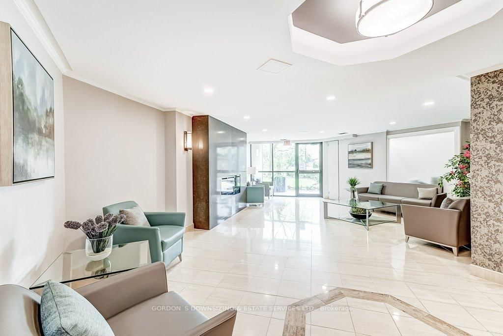 Condo sold at 1008-95 La Rose Avenue, Toronto, Humber Heights, M9P 3T2 - MLS: W12098085
