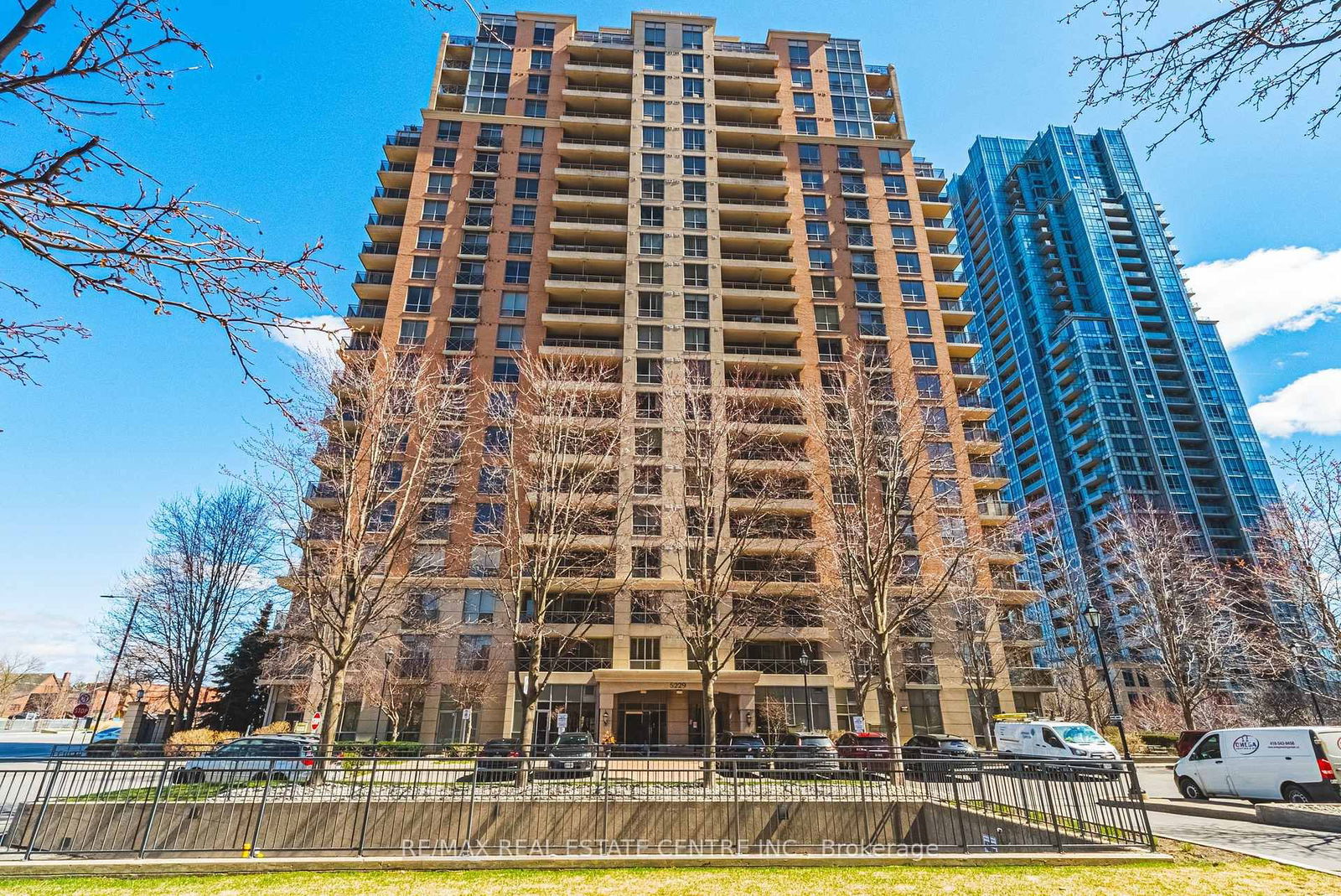 Condo for sale at 1811-5229 Dundas Street, Toronto, Islington-City Centre West, M9B 6L9 - MLS: W12098103