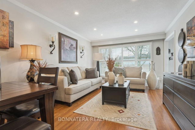 2412 Barcella Crescent