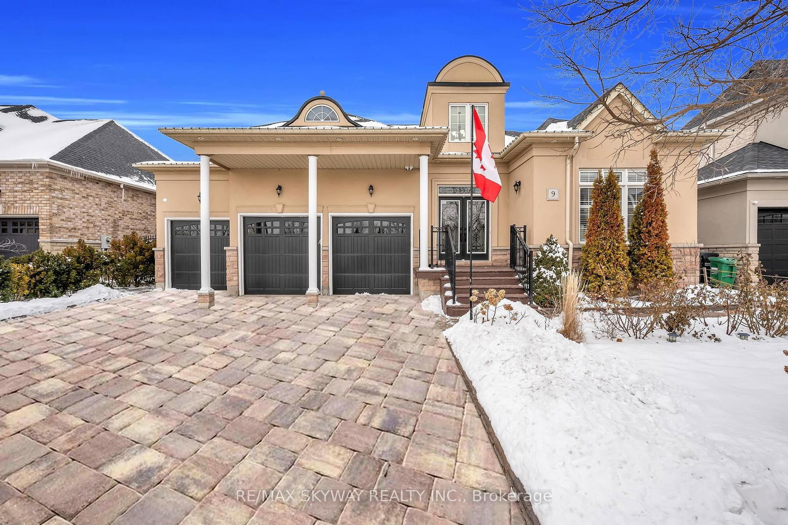 Detached House for sale at 9 Louvre Circle, Brampton, Vales of Castlemore North, L6P 1W2 - MLS: W12098175