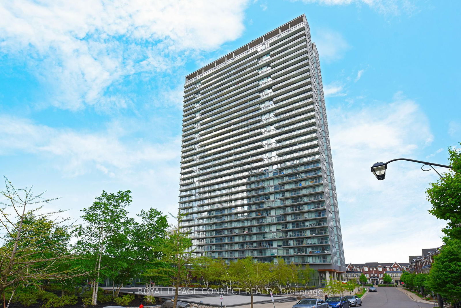 Condo for sale at 1215-105 The Queensway, Toronto, High Park-Swansea, M6S 5B5 - MLS: W12098297