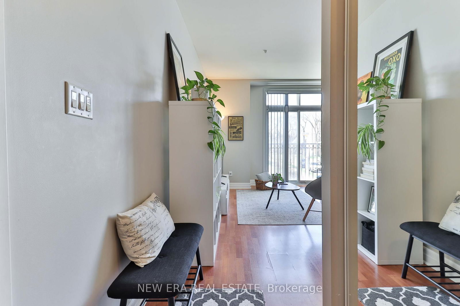 Condo for sale at 202-459 Kerr Street, Oakville, CO Central, L6K 3C2 - MLS: W12098424