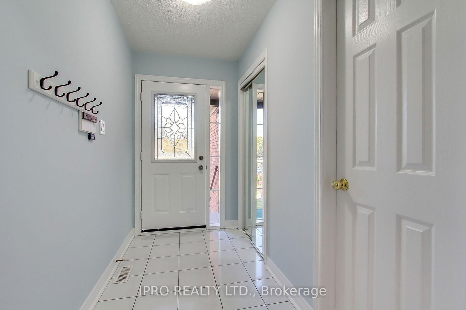 Detached House for sale at 5874 Chorley Place, Mississauga, Central Erin Mills, L5M 5L7 - MLS: W12098513