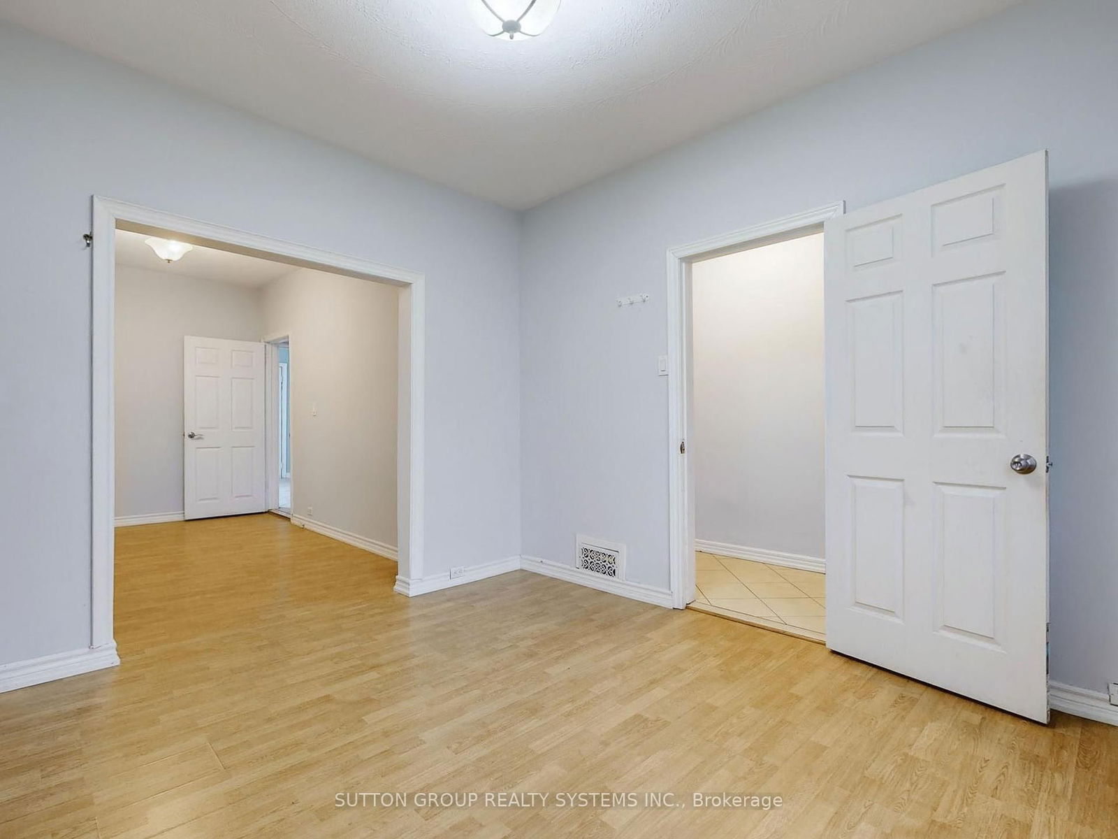 Semi-Detached House for lease at 35 Day Avenue, Toronto, Corso Italia-Davenport, M6E 3V7 - MLS: W12098813