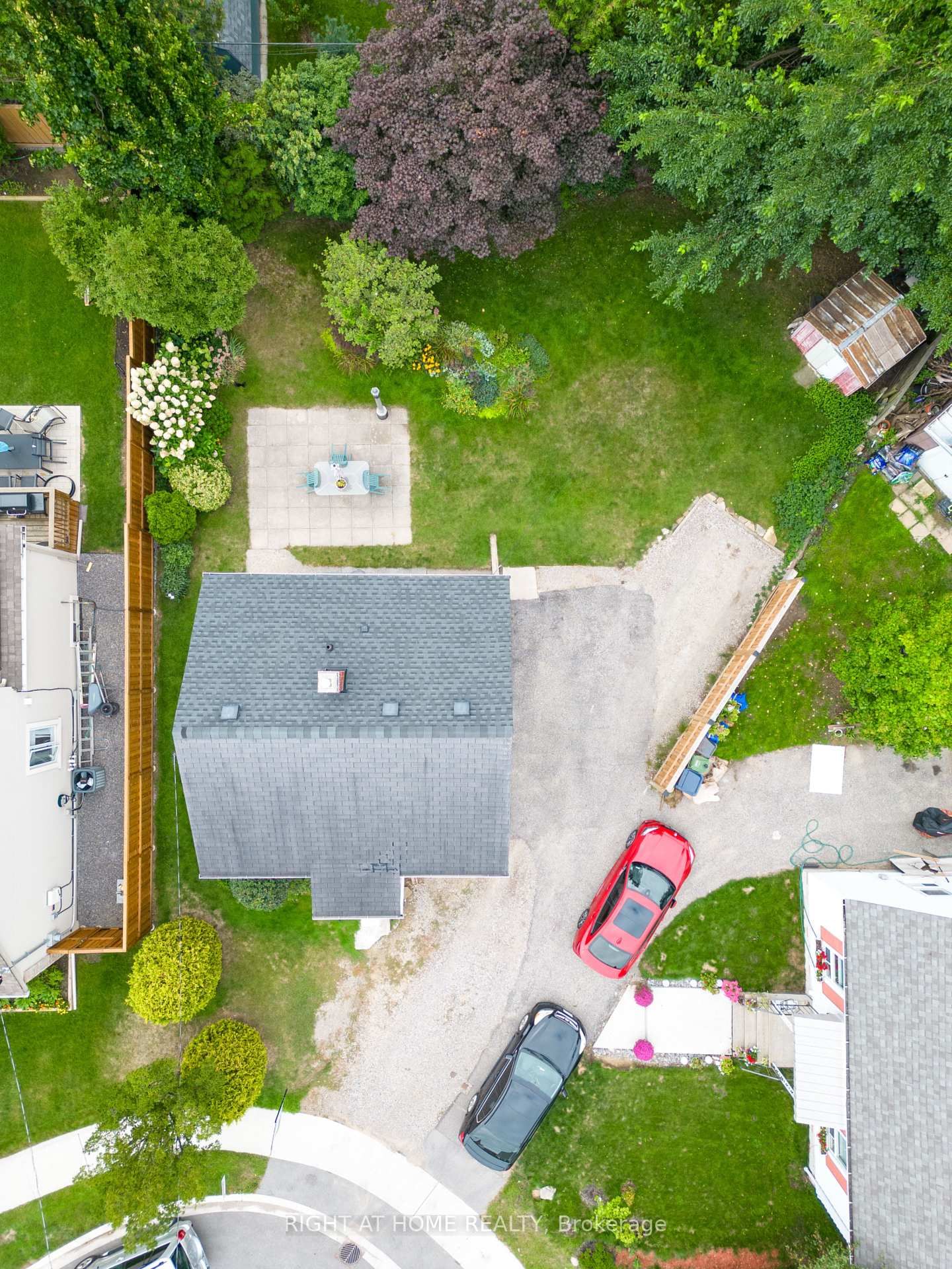 Detached House sold at 3 Mccallum Court, Toronto, Stonegate-Queensway, M8Y 1M6 - MLS: W12098853