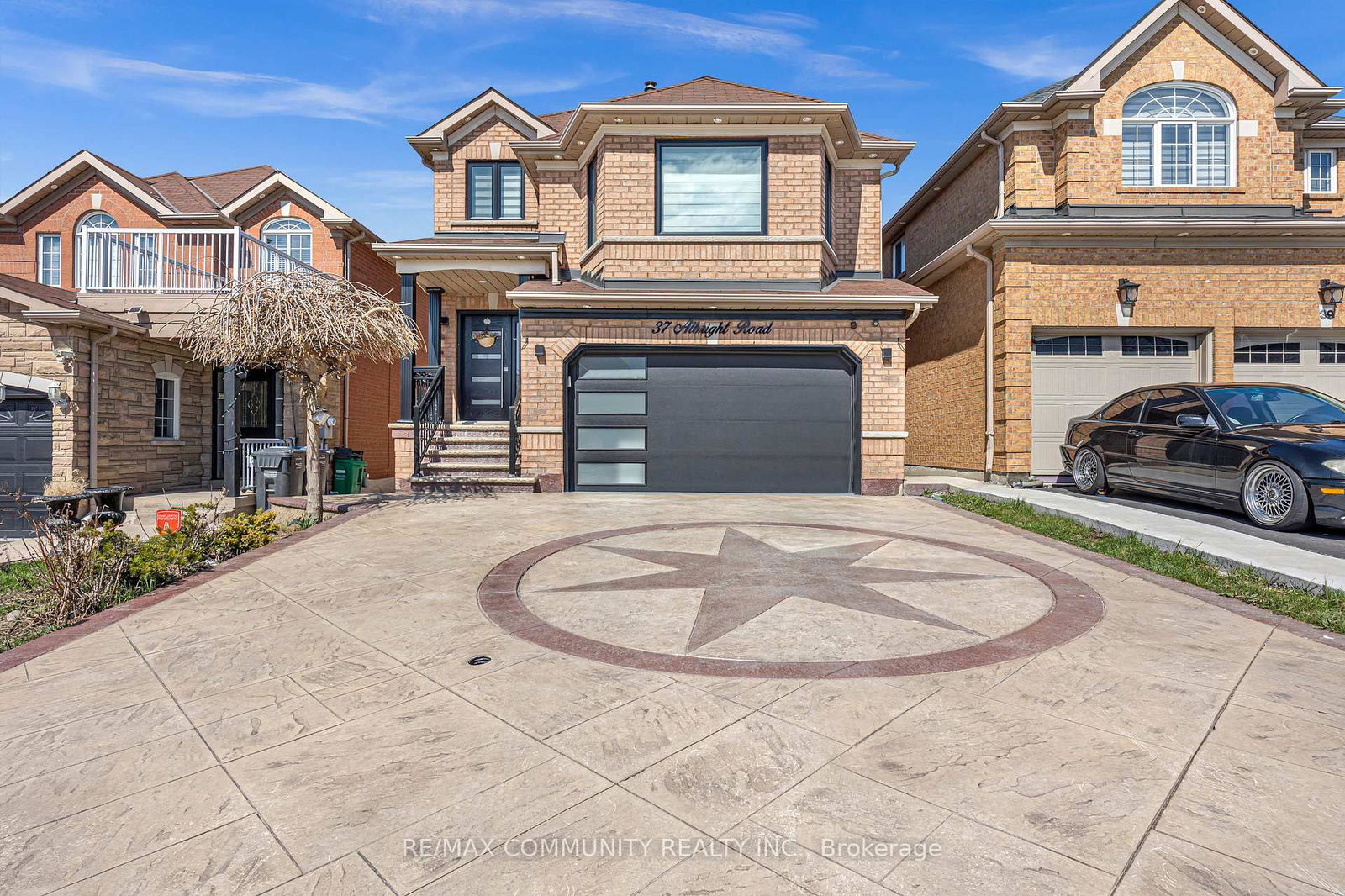 Detached House sold at 37 Albright Road, Brampton, Fletcher's Creek Village, L6X 5E1 - MLS: W12098909