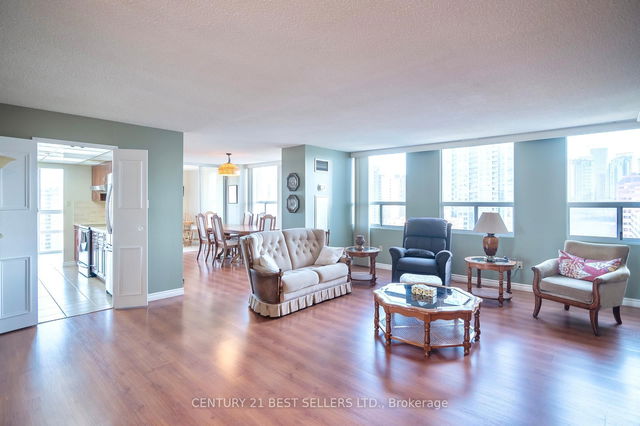 1803 - 3650 Kaneff Crescent