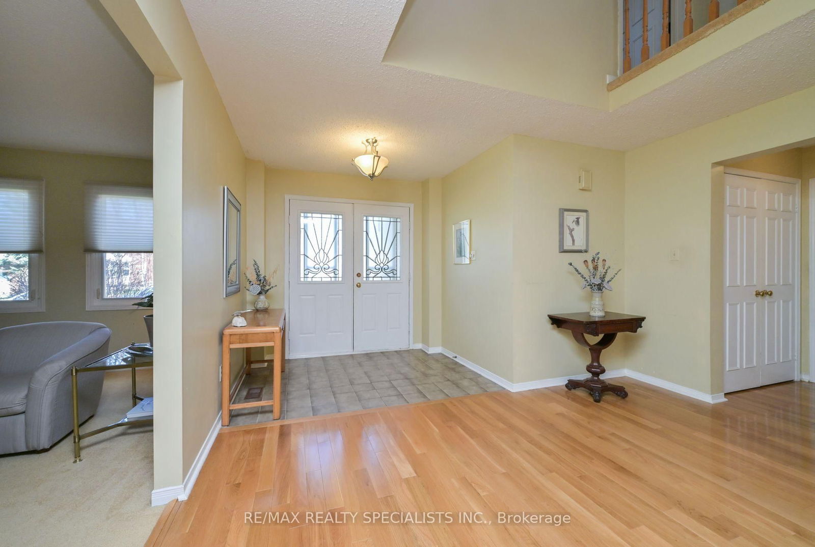 Detached House sold at 6 Lombardy Crescent, Brampton, Queen Street Corridor, L6S 4L8 - MLS: W12099318