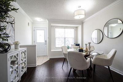 329 Baverstock Cres, Milton - Clarke image-0-3