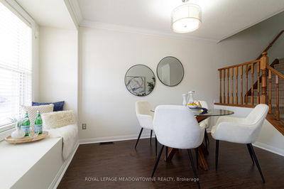 329 Baverstock Cres, Milton - Clarke image-0-4