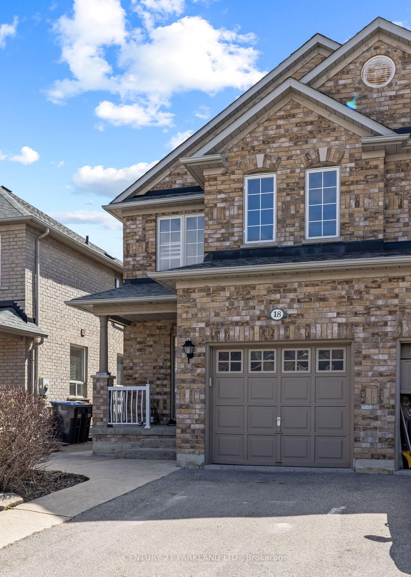 Semi-Detached House for sale at 18 Humbershed Crescent, Caledon, Bolton West, L7E 2X2 - MLS: W12099386