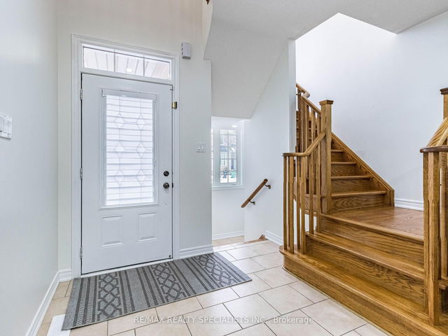 90 Begonia Crescent