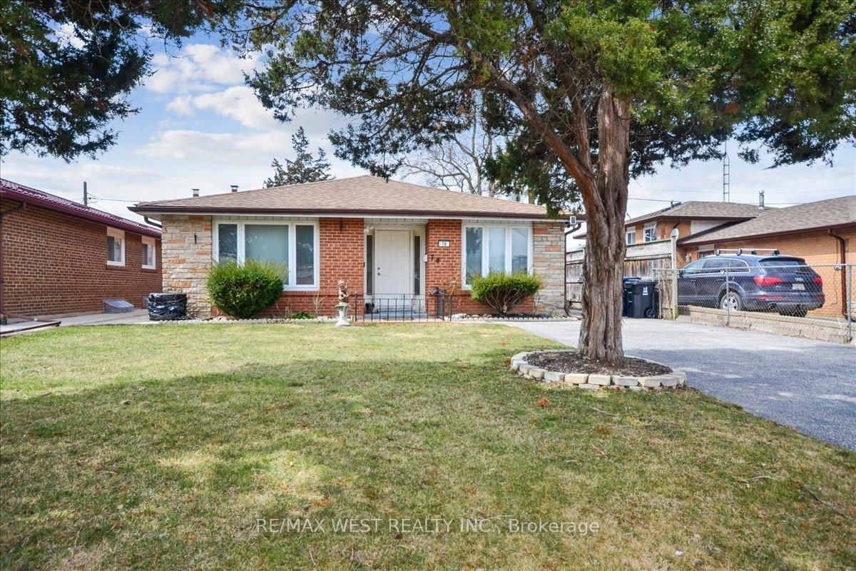 Detached House for sale at 78 Silverstone Drive, Toronto, Mount Olive-Silverstone-Jamestown, M9V 3G5 - MLS: W12099673