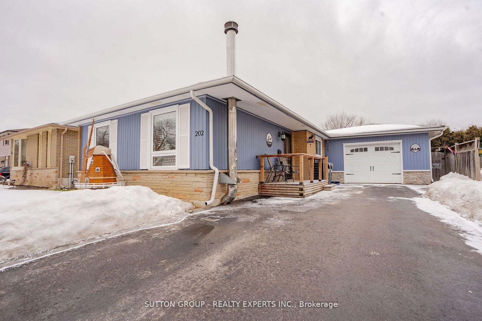 Detached House for sale at 202 ARCHDEKIN Drive, Brampton, Madoc, L6V 1Z1 - MLS: W12099784