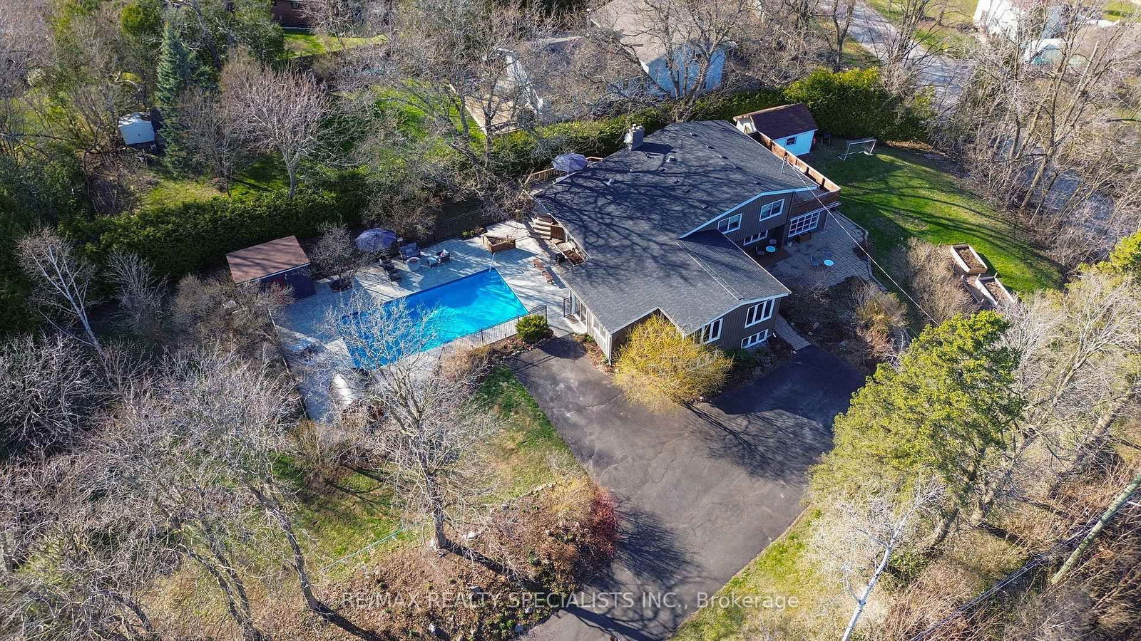 Detached House for sale at 15 Credit Street, Halton Hills, Glen Williams, L7G 2W5 - MLS: W12099788