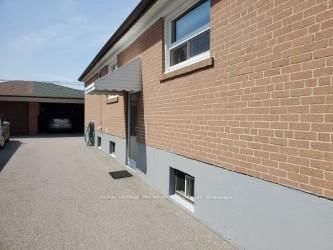 92 Magellan Drive