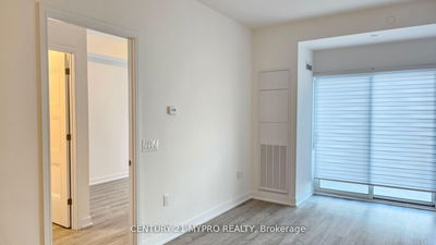 Unit 401 — 25 Neighbourhood Lane, Toronto - Stonegate-Queensway image-0-4