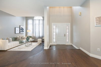 1185 Lindenrock Dr, Oakville - Joshua Creek image-0-2