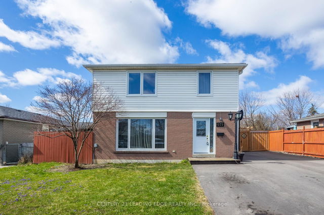 111 Folkstone Crescent
