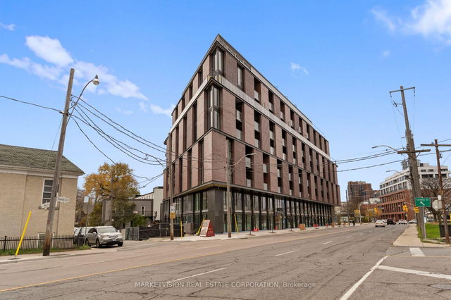 404 - 2625 Dundas Street