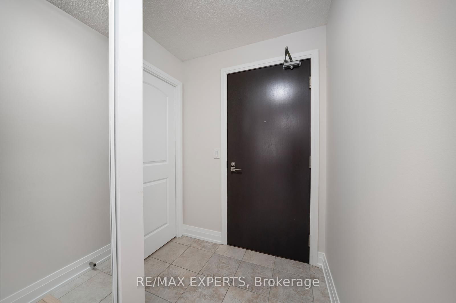 Condo for sale at 719-1060 Sheppard Avenue, Toronto, York University Heights, M3J 0G7 - MLS: W12100249