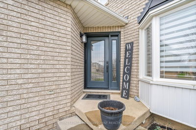 16 Chester Cres, Halton Hills - Georgetown image-0-2