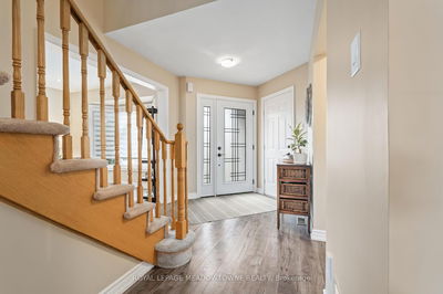16 Chester Cres, Halton Hills - Georgetown image-0-4