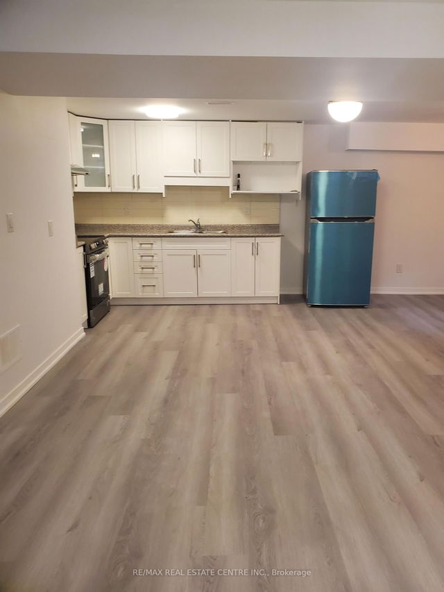 Bsmt - 1118 Lambton Drive