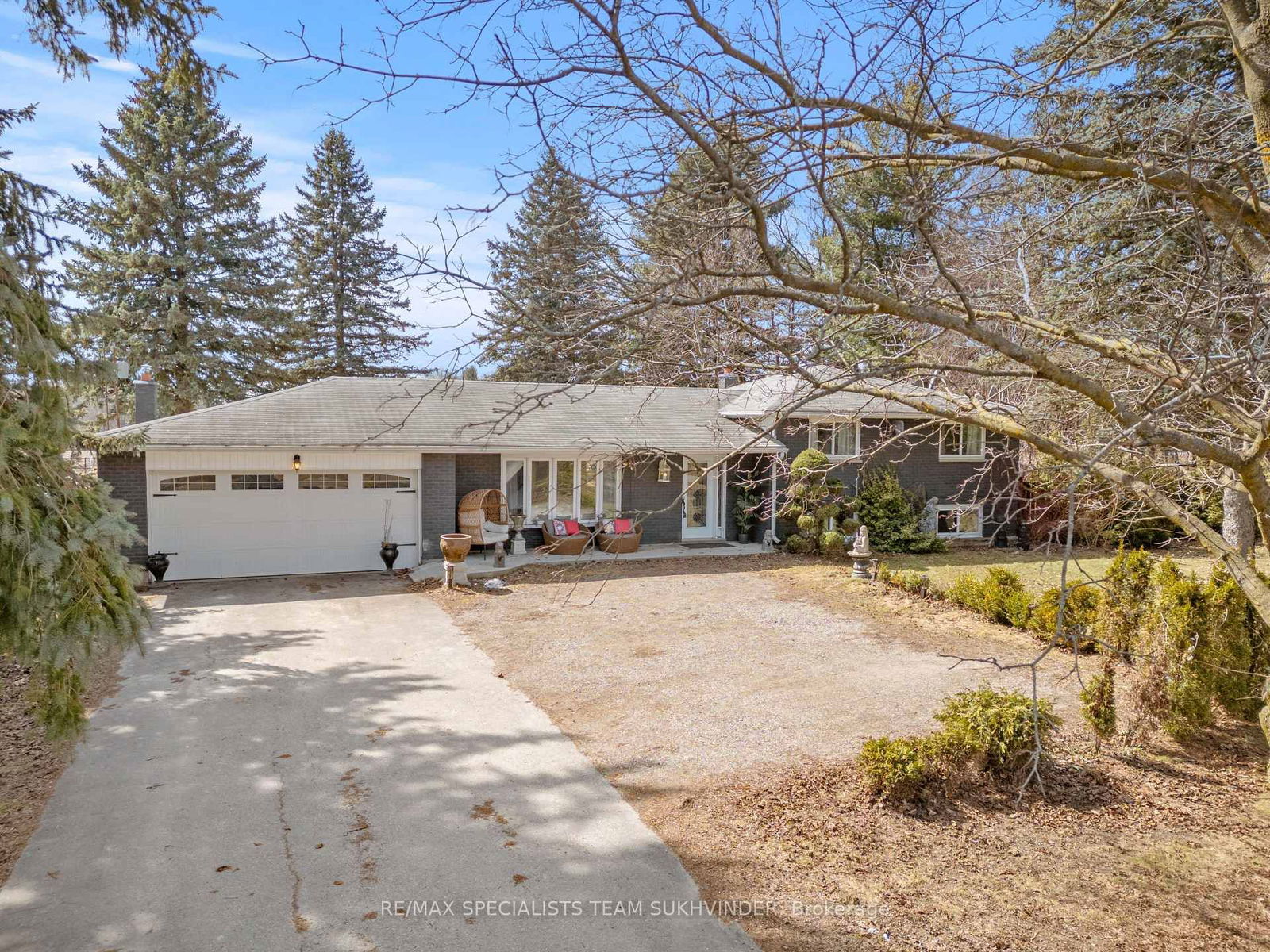 Detached House for sale at 15768 Centreville Creek Road, Caledon, Rural Caledon, L7C 3B3 - MLS: W12101061