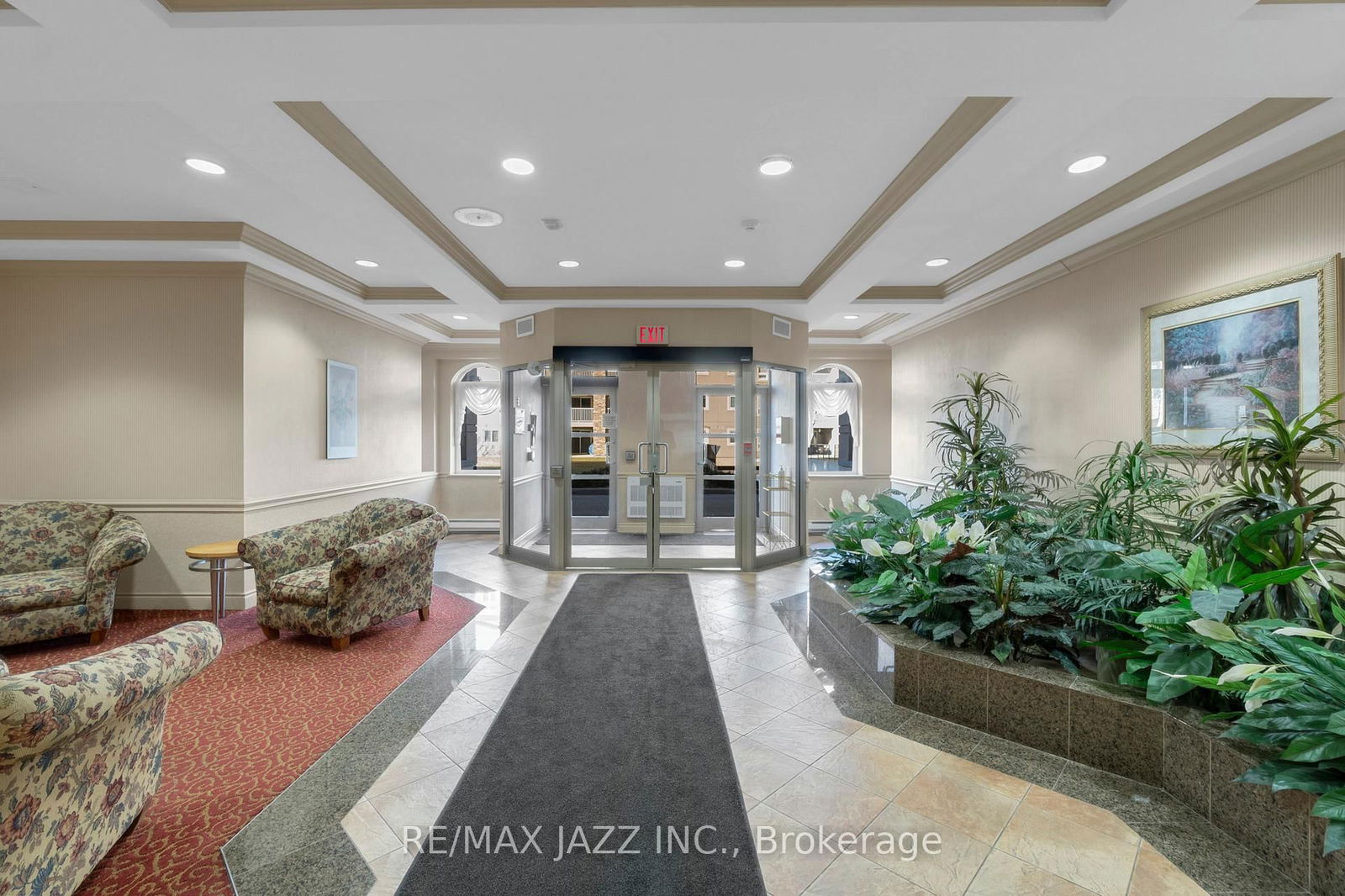 Condo for sale at 304-7 Dayspring Circle, Brampton, Goreway Drive Corridor, L6P 1C1 - MLS: W12101170