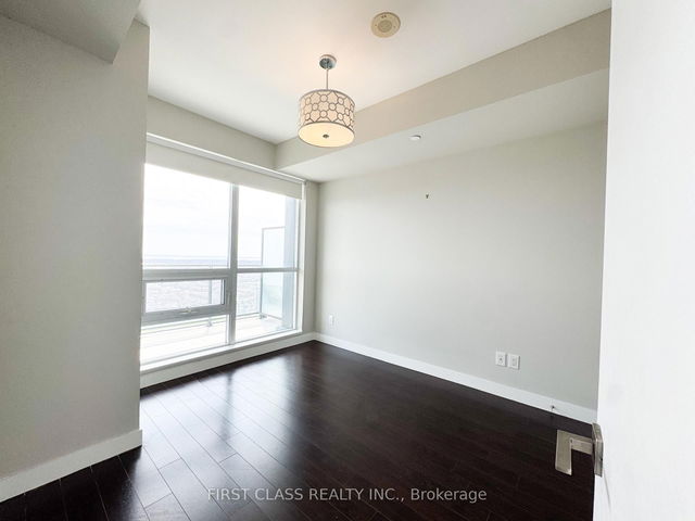 2408 - 4011 BRICKSTONE Mews