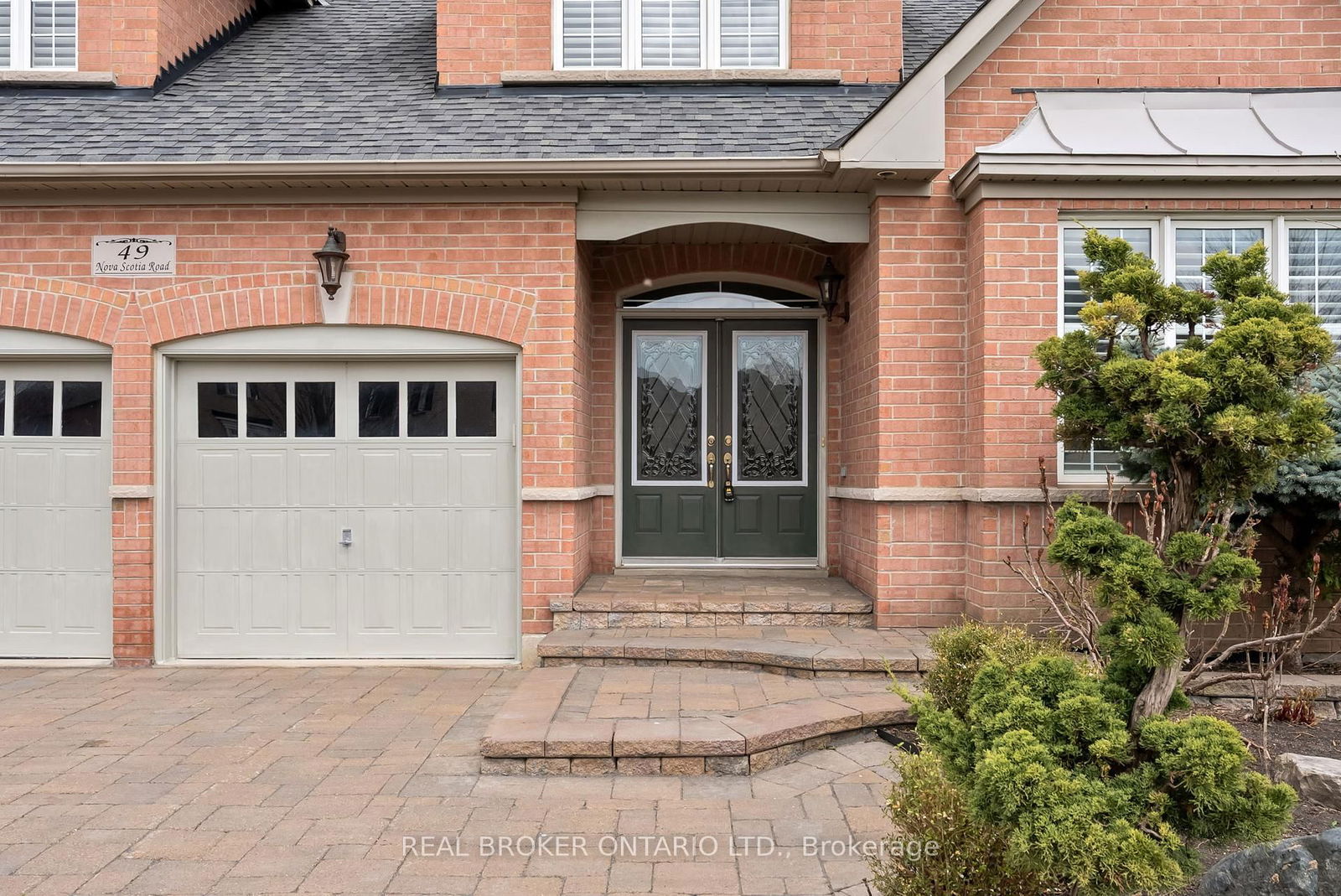 Detached House for sale at 49 Nova Scotia Road, Brampton, Bram West, L6Y 5K5 - MLS: W12101190