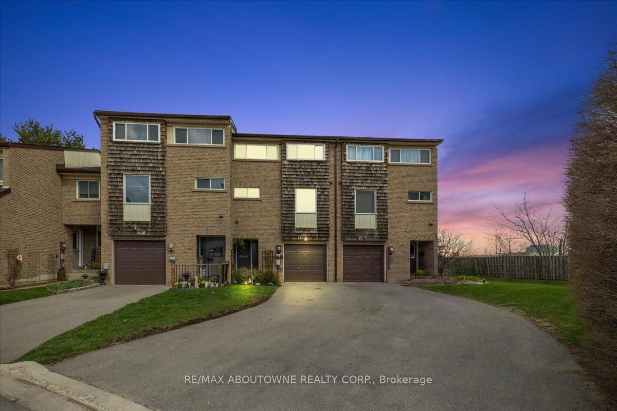 Townhouse for sale at 16-661 Childs Drive, Milton, TM Timberlea, L9T 3V7 - MLS: W12101217