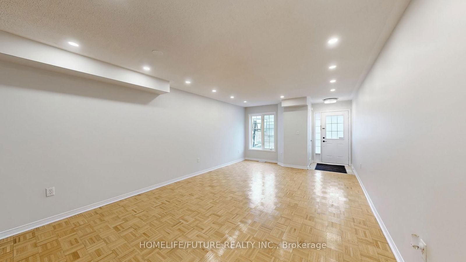 Townhouse for sale at 10 Quailvalley Drive, Brampton, Sandringham-Wellington, L6R 0N3 - MLS: W12101368