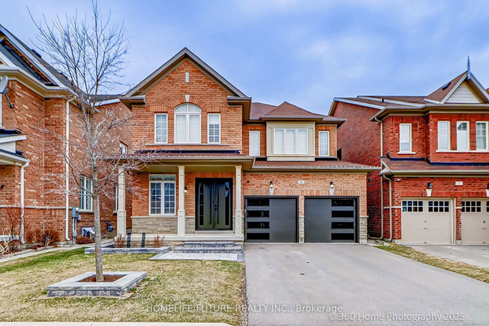 Detached House sold at 10 Divinity Circle, Brampton, Northwest Brampton, L7A 3Y4 - MLS: W12101450