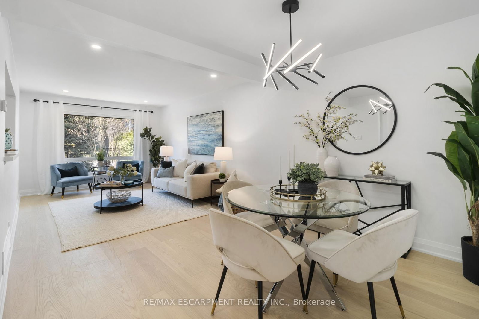 Townhouse sold at 55-2020 South Millway N/A, Mississauga, Erin Mills, L5L 1K2 - MLS: W12101561