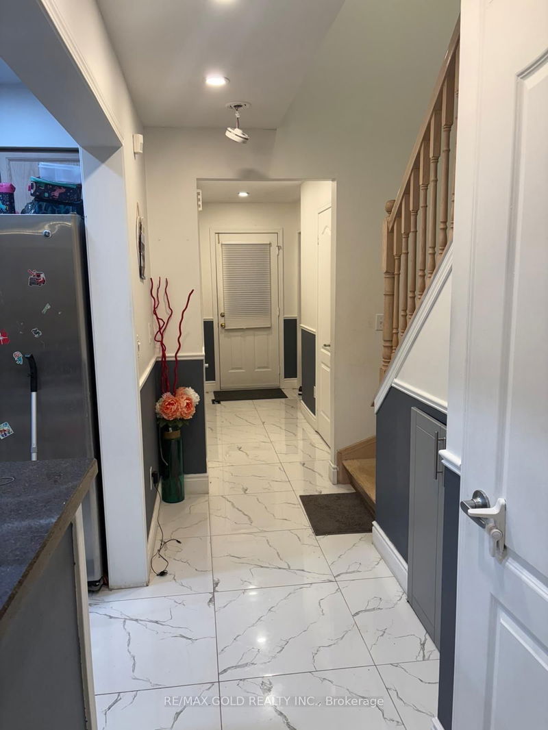 Room1