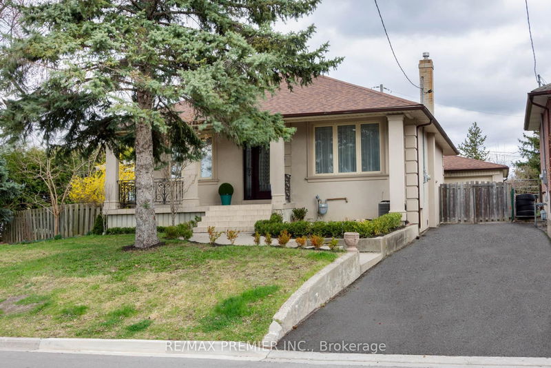 36 William Cragg Dr, Toronto - Downsview-Roding-CFB image-0-0