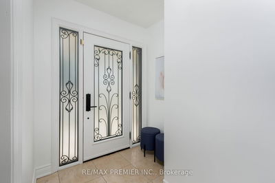 36 William Cragg Dr, Toronto - Downsview-Roding-CFB image-0-2
