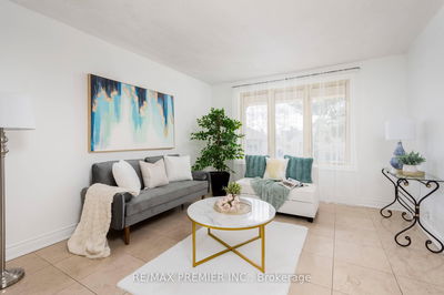 36 William Cragg Dr, Toronto - Downsview-Roding-CFB image-0-4
