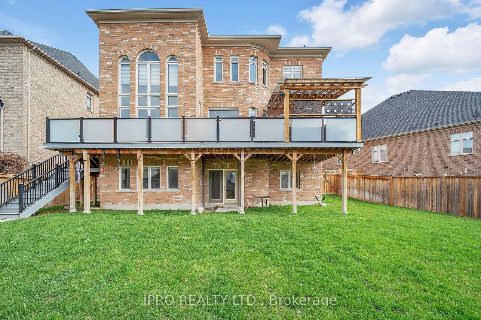 Detached House for sale at 20 Astrantia Way, Brampton, Credit Valley, L6X 1P3 - MLS: W12101809