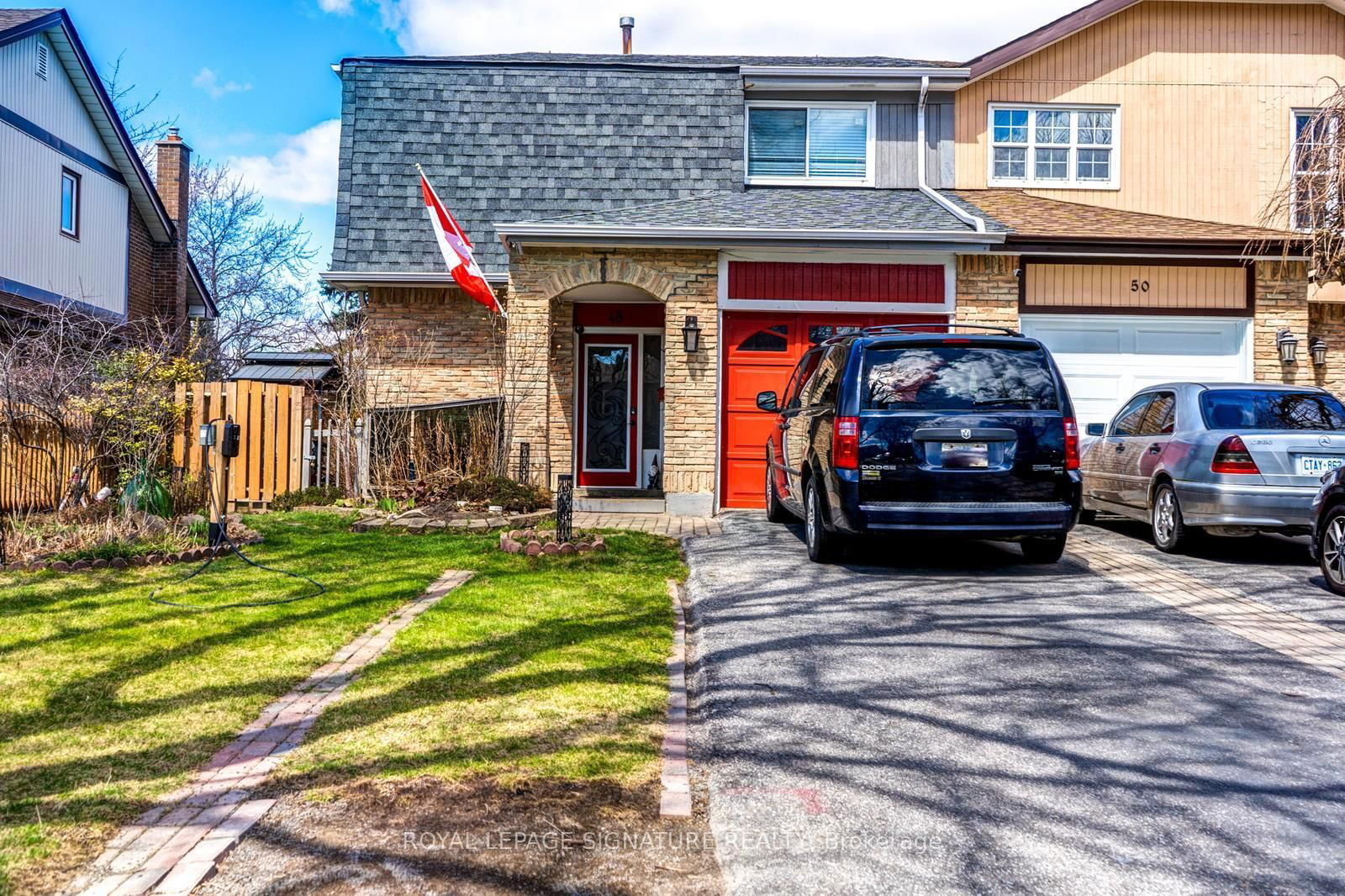 Semi-Detached House for sale at 48 Lawndale Crescent, Brampton, Westgate, L6S 3L4 - MLS: W12101824