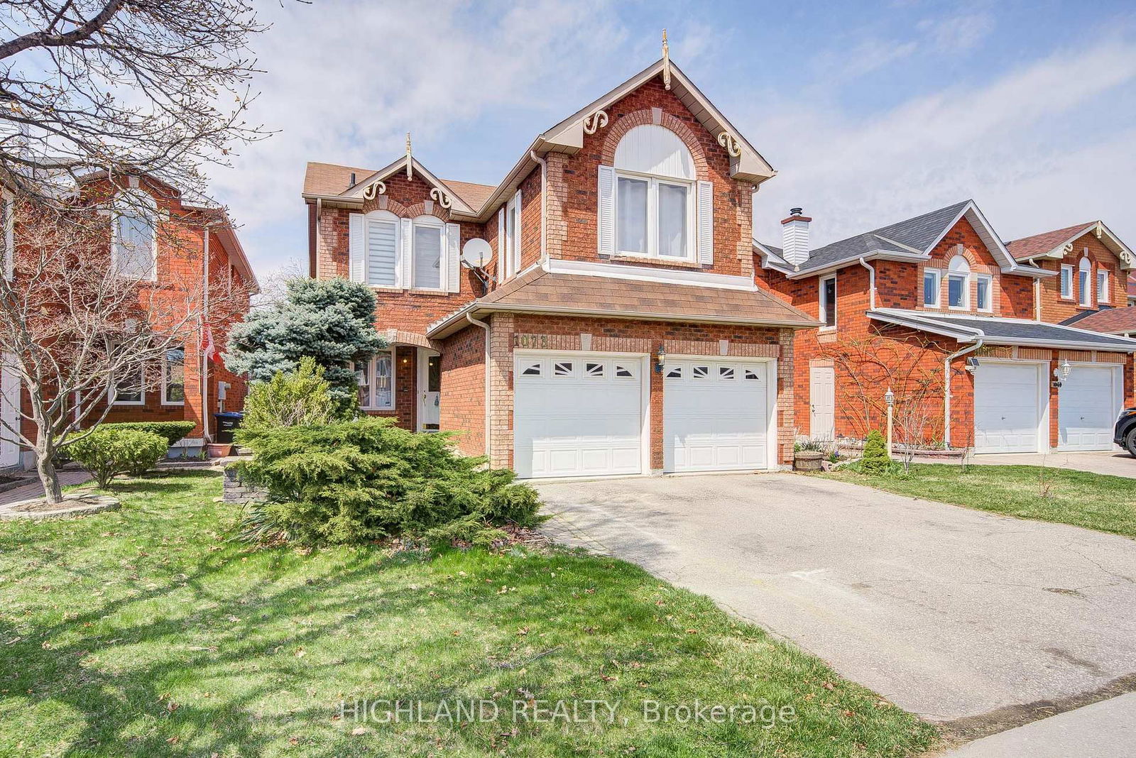 Detached House for lease at 1073 Windsor Hill Boulevard, Mississauga, East Credit, L5V 1P4 - MLS: W12101826